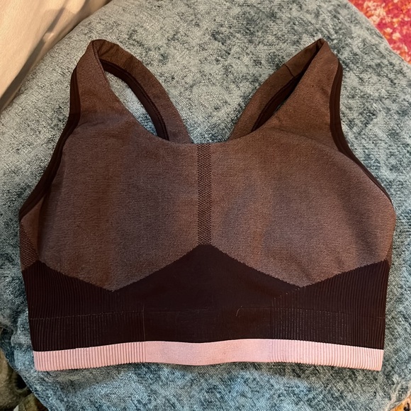 COS Sports Bra - Picture 6 of 6